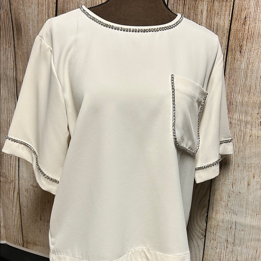 Beautiful Loft top w/ sequins 🖤
